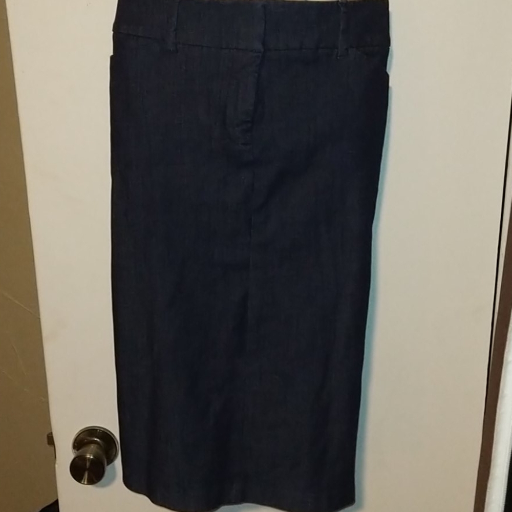 Complete Work/Church Outfit - Picture 3 of 5